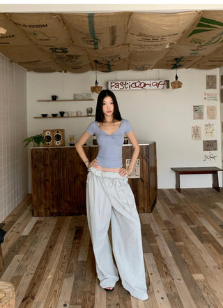low collar Top