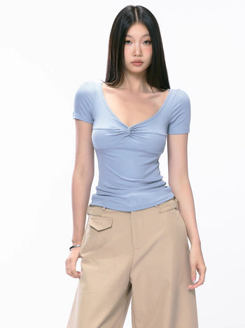 low collar Top