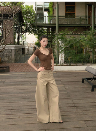 low collar Top