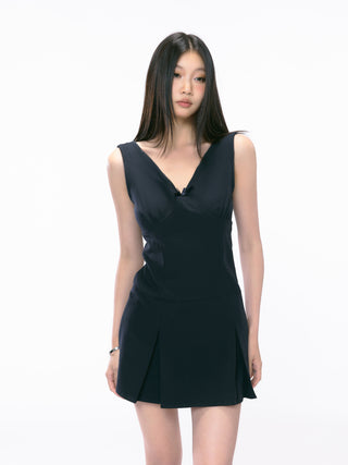 sleeveless short dress