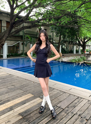 sleeveless short dress