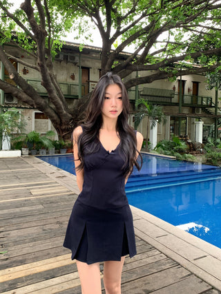 sleeveless short dress