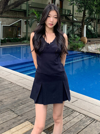 sleeveless short dress