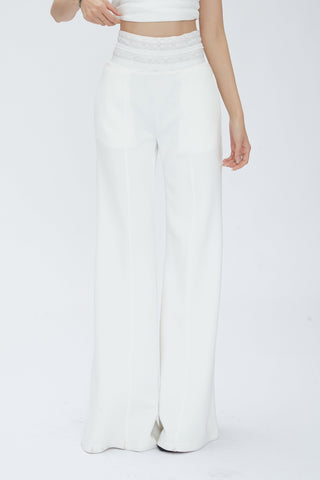 white wide pants 01