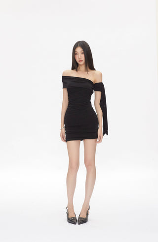 black vest dress 01