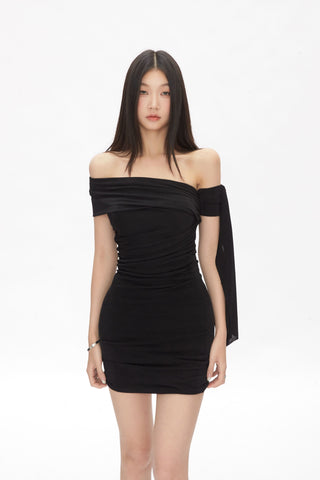 black vest dress 01