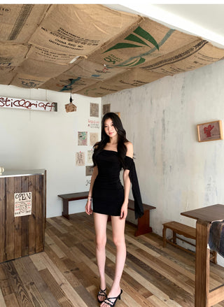 black vest dress 01