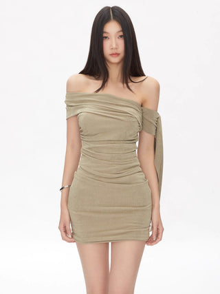 black vest dress 01
