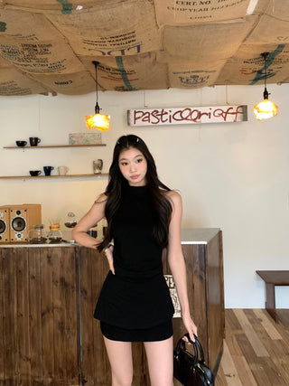 sleeveless small shirt 01