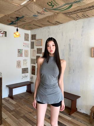 sleeveless small shirt