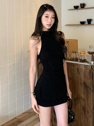 sleeveless small shirt