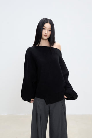 oblique shoulder sweater