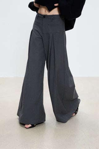 oblique shoulder sweater