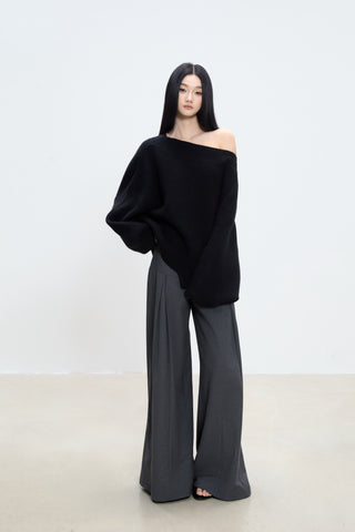 oblique shoulder sweater