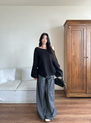 oblique shoulder sweater