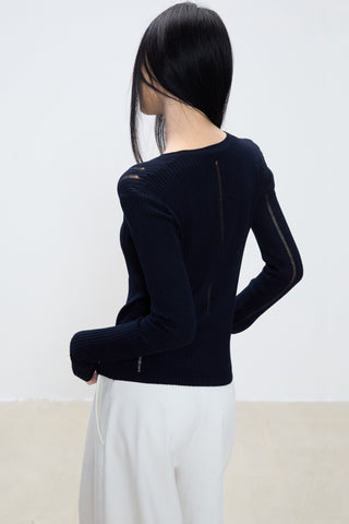 casual knit top