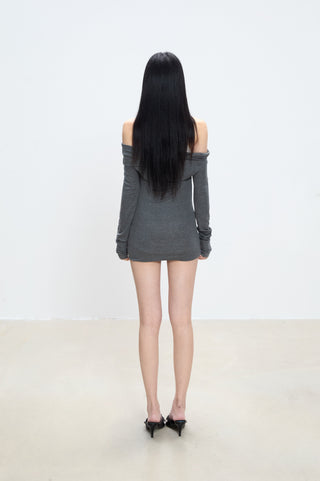 off-shoulder hip skirt
