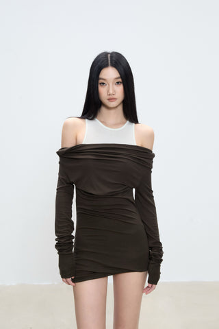 off-shoulder hip skirt