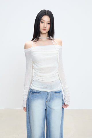 off-shoulder bottoming shirt