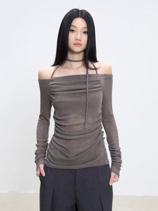 off-shoulder bottoming shirt
