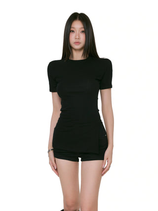 black slim tee