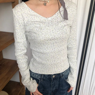 Rome Flower Ribbon V-neck Long Sleeve T-shirt
