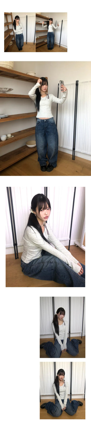 Rome Flower Ribbon V-neck Long Sleeve T-shirt