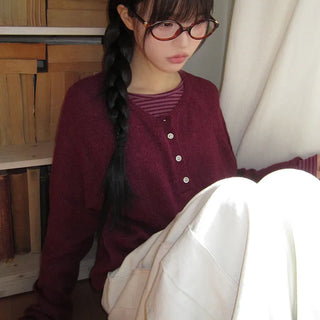 Terran Raglan Button Round Knit