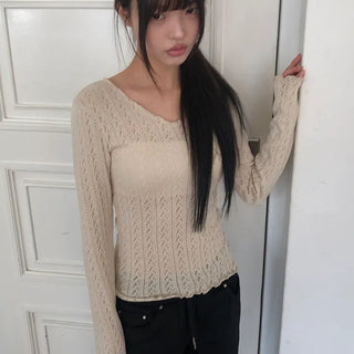 Burin Punched Wavy V-Neck Knit