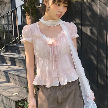 Burun Strap Frill Short Sleeve Blouse