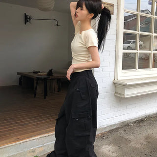 Karn Multi-Pocket Wide Cargo Pants