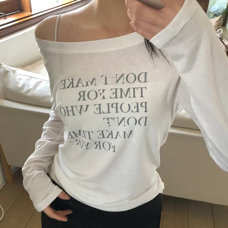 Dokken Lettering See-through Off-shoulder Long Sleeve T-shirt
