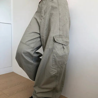 Riq Cut Curved Wide Cargo Pants