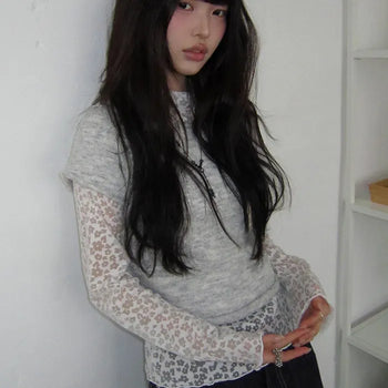 Dor Lip Neck Short Sleeve Knit