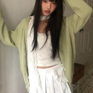 Design Back Point Lettering V-Neck Knit Cardigan