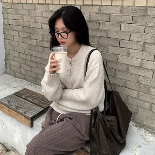 Wool button-up long-sleeved knit