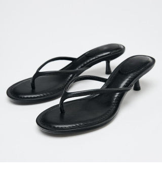 Round Toe Heel Flip-Flops