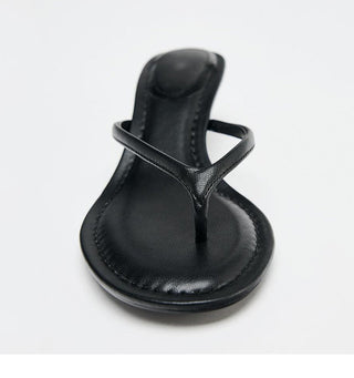 Round Toe Heel Flip-Flops