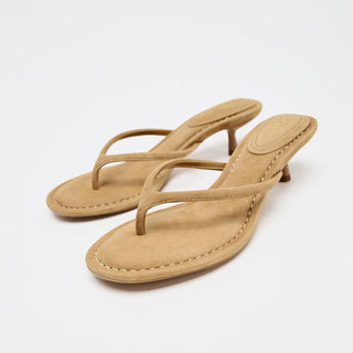 Round Toe Heel Flip-Flops