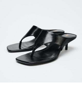 Mid Heel Flip-Flops