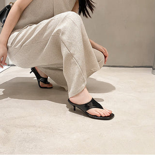 Mid Heel Flip-Flops