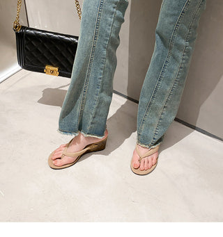 Raised Flip-Flops Sandals