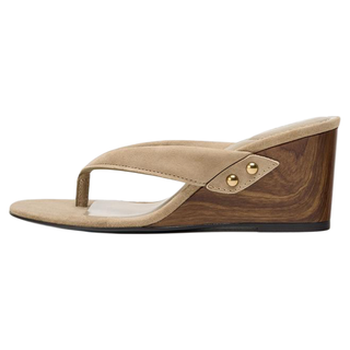Raised Flip-Flops Sandals