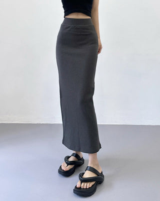 knitted slit skirt