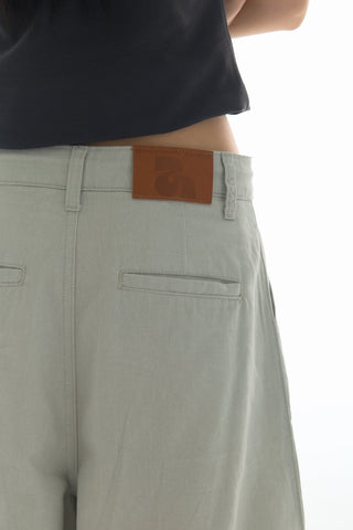 [YAWHAT] enzyme wash shorts