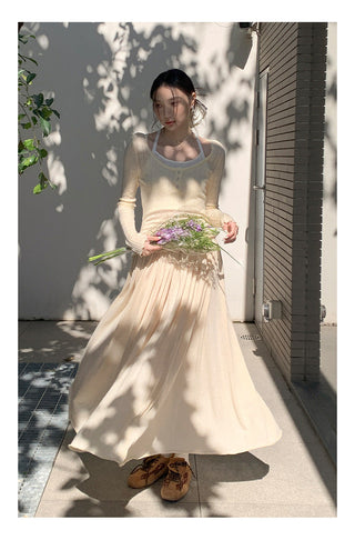 Oversized draping skirt