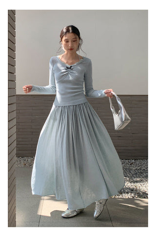 Oversized draping skirt