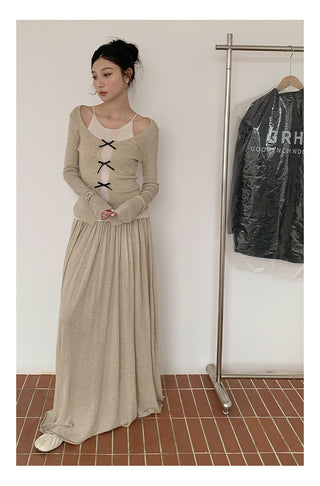 Oversized draping skirt