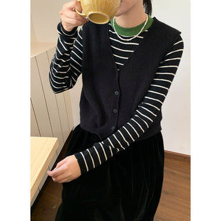 turtleneck sweater