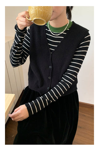 turtleneck sweater